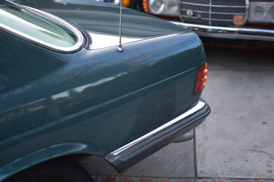 Детали экстерьера Mercedes-Benz 280 SE (W126) 1983 года  (EU) (фото 28 из 62)
